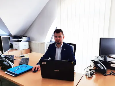 Piotr Toporek - Doradca Ubezpieczeniowy